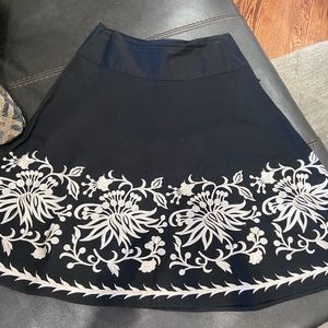 White House black market skirt size 0